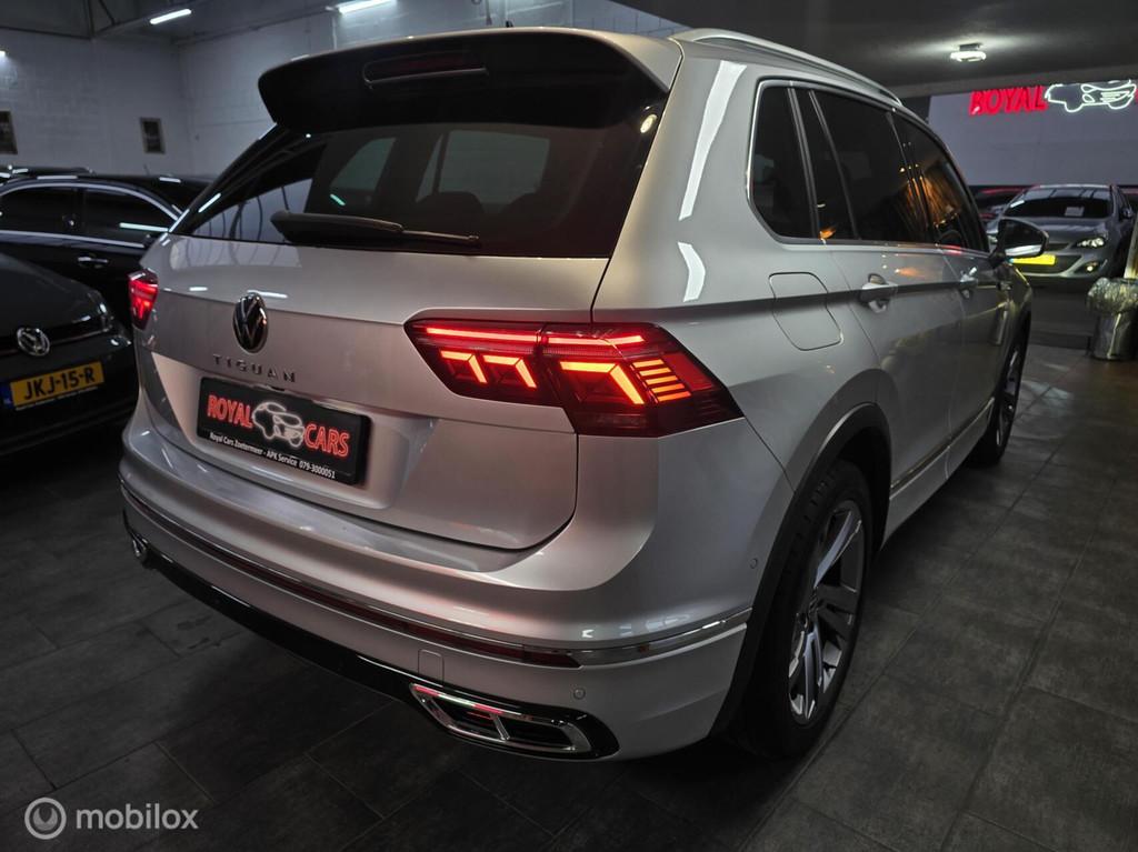 Volkswagen Tiguan 1.5 TSI 3x R-Line/ Pano / 360°Camera/ Vol, 15 km/l, 4 cilinders, 150 pk, 1446 kg