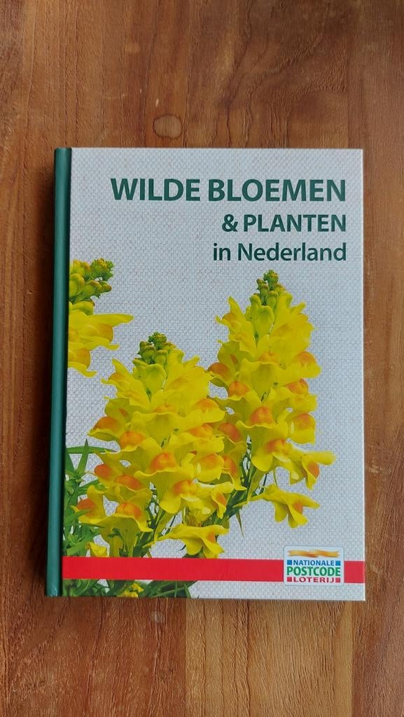 Wilde Bloemen & Planten in Nederland boekje postcodeloterij, Boeken, Natuur, Ophalen, Nieuw, Bloemen, Planten en Bomen