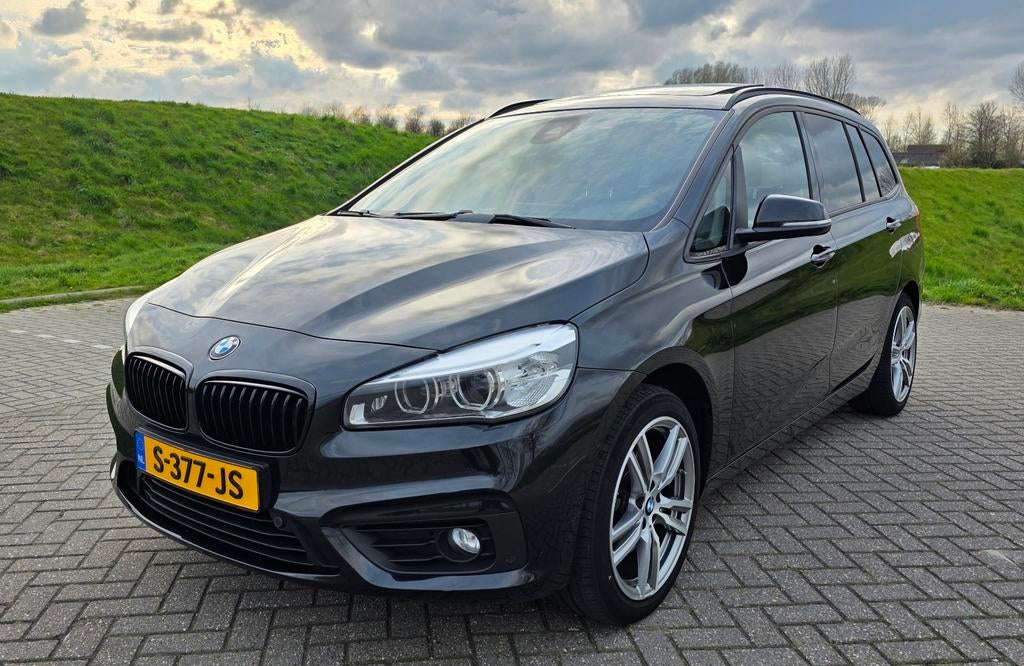 BMW 2 Serie Gran Tourer 218i F46, Automa Pano 7 zits persoon, Auto's, BMW, 136 pk, Zwart, 2-Serie Gran Tourer, Zwart
