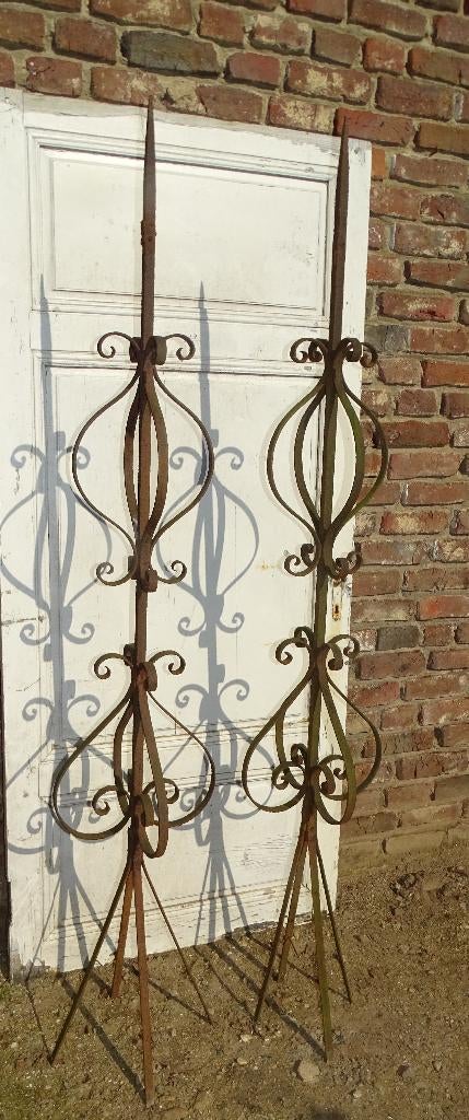 2 maal smeedijzeren pinakel dakpin, Antiek en Kunst, Ophalen