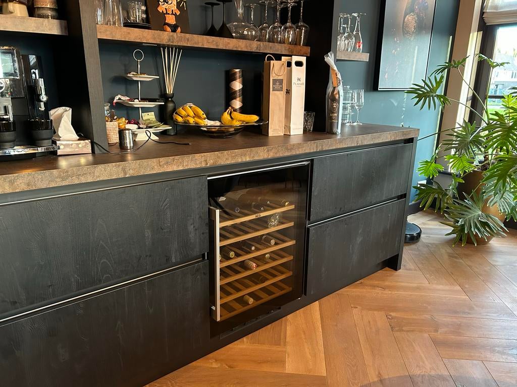 AEG wijnkoelkast SWB66001DG, Ophalen, Zonder vriesvak, Minder dan 85 cm, 60 cm of meer