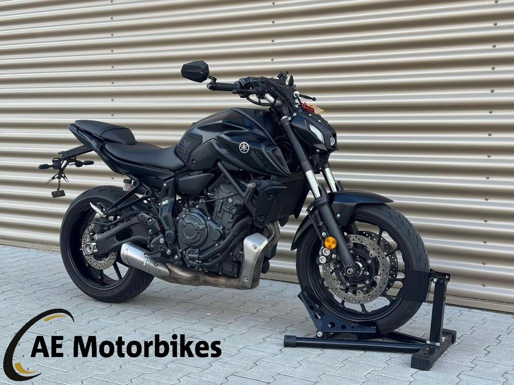 YAMAHA MT 07 ABS (bj 2023), 2 cilinders, Motorrijbewijs A, Bedrijf, Onbekend