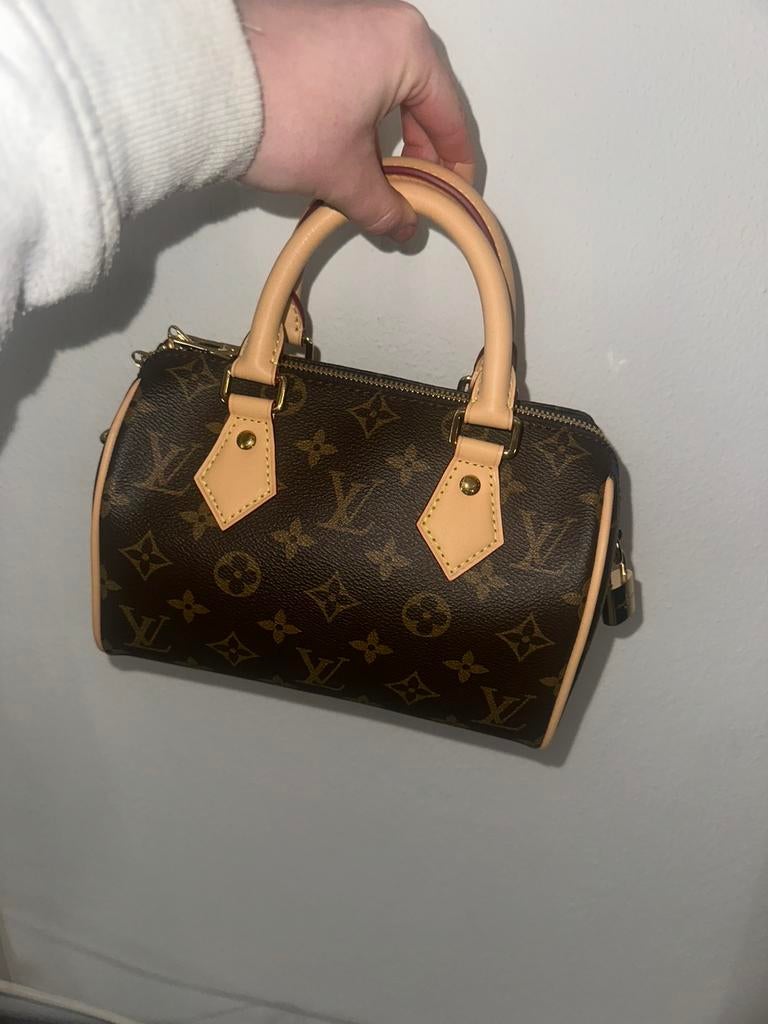 Bruine tas 20cm, Sieraden, Tassen en Uiterlijk, Verzenden, Bruin, Handtas