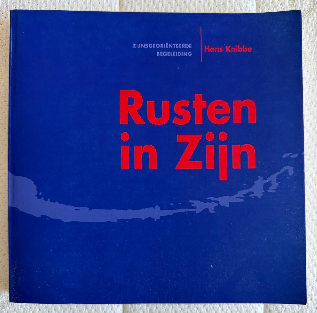 Hans Knibbe - Rusten in zijn, Ophalen of Verzenden, Zo goed als nieuw, Spiritualiteit algemeen, Overige typen