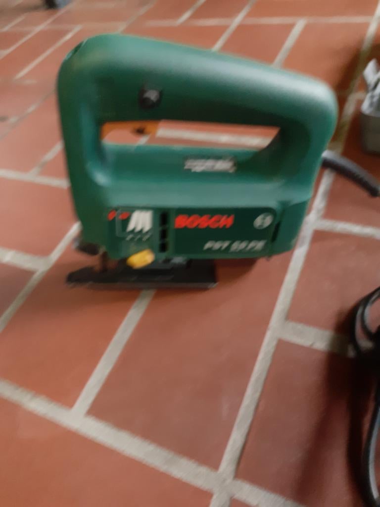 Decoupeerzaag gebruikt, Doe-het-zelf en Verbouw, Ophalen of Verzenden, Zo goed als nieuw, 1200 watt of meer, 30 tot 70 mm