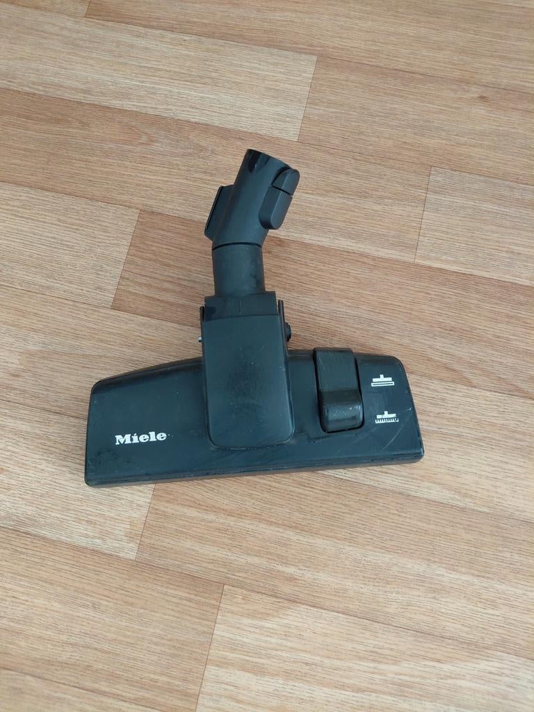 Miele stofzuigmond prijs vast, Ophalen