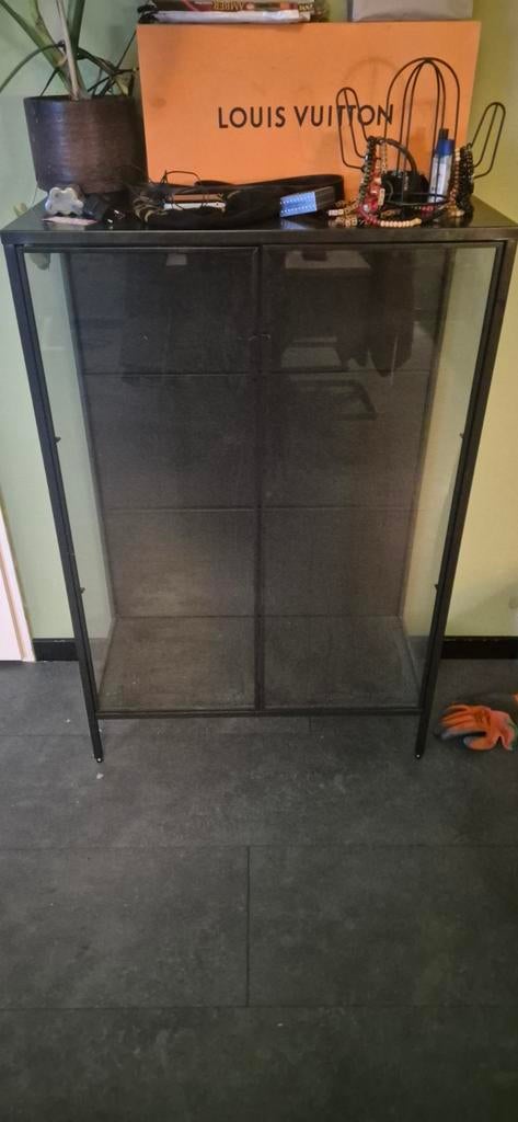 IKEA Rusta Vitrinekast - Zwart metaal en glas, Minder dan 50 cm, Modern, Industrieel, 100 tot 150 cm, Ophalen of Verzenden