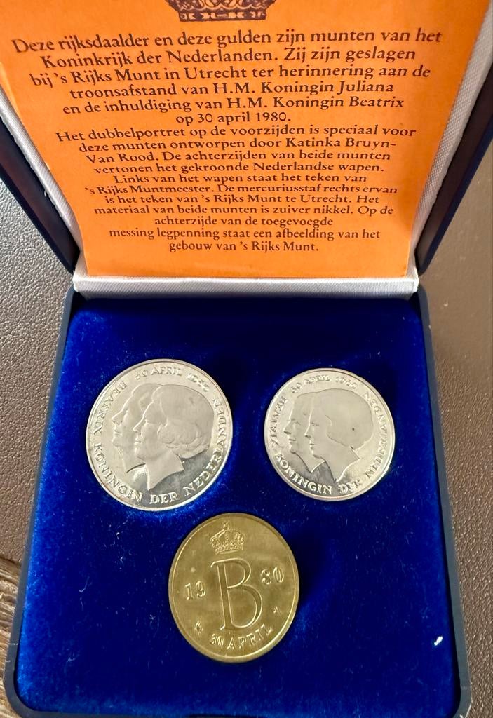 Herdenkingsset Troonsafstand Juliana & Inhuldiging Beatrix, Ophalen, Koningin Juliana, Overige waardes, Setje