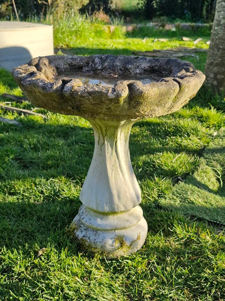 Vogeldrinkbak op console, Tuin en Terras, Ophalen