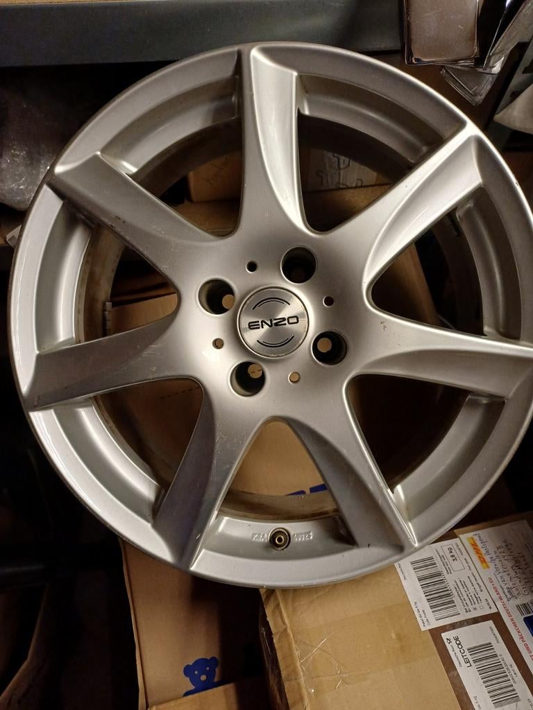 4 X 17" lichtmetaal Peugeot, Citroen in nette staat, Auto-onderdelen, Banden en Velgen, Ophalen, 17 inch, Winterbanden, Velg(en)