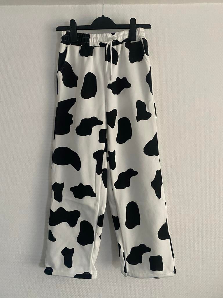 Fleecebroek met koeienprint, Wit, Nieuw, Ophalen of Verzenden, Maat 36 (S)