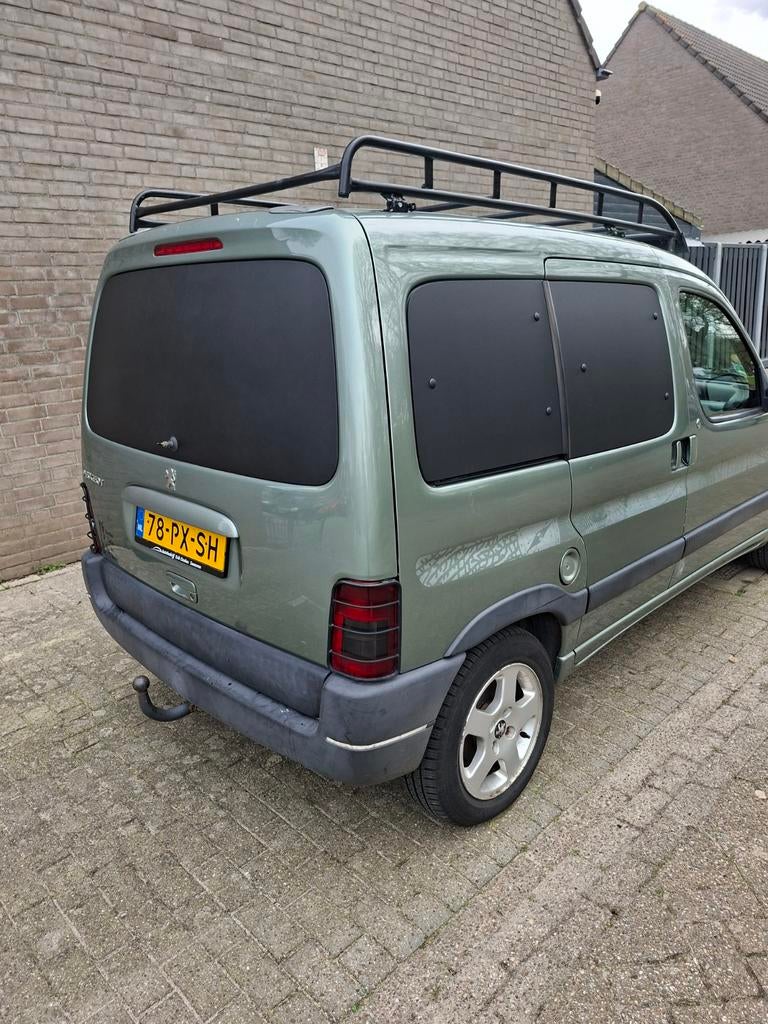 Peugeot Partner 1.6 16V XT Combi 2005 Groen, Auto's, Bestelauto's, 4 cilinders, 1226 kg, Origineel Nederlands, Handgeschakeld
