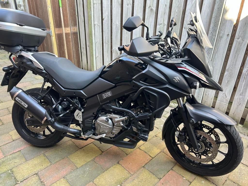 Suzuki V-Strom 650 - Allroad motor met topkoffer, Motoren, 2 cilinders, Motorrijbewijs A, Particulier, Meer dan 35 kW