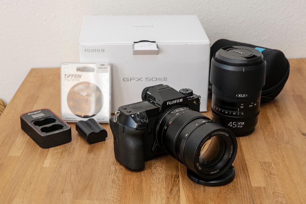 Fujifilm GFX 50S II, Mitakon 65mm 1.4, Irix 45mm 1.4 + extra, Audio, Tv en Foto, Ophalen, Spiegelreflex, 51 Megapixel, Zo goed als nieuw