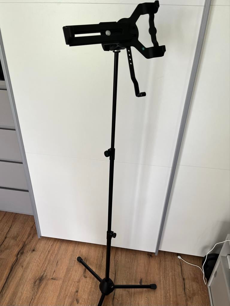 Tablet standaard, Ophalen of Verzenden, Zo goed als nieuw