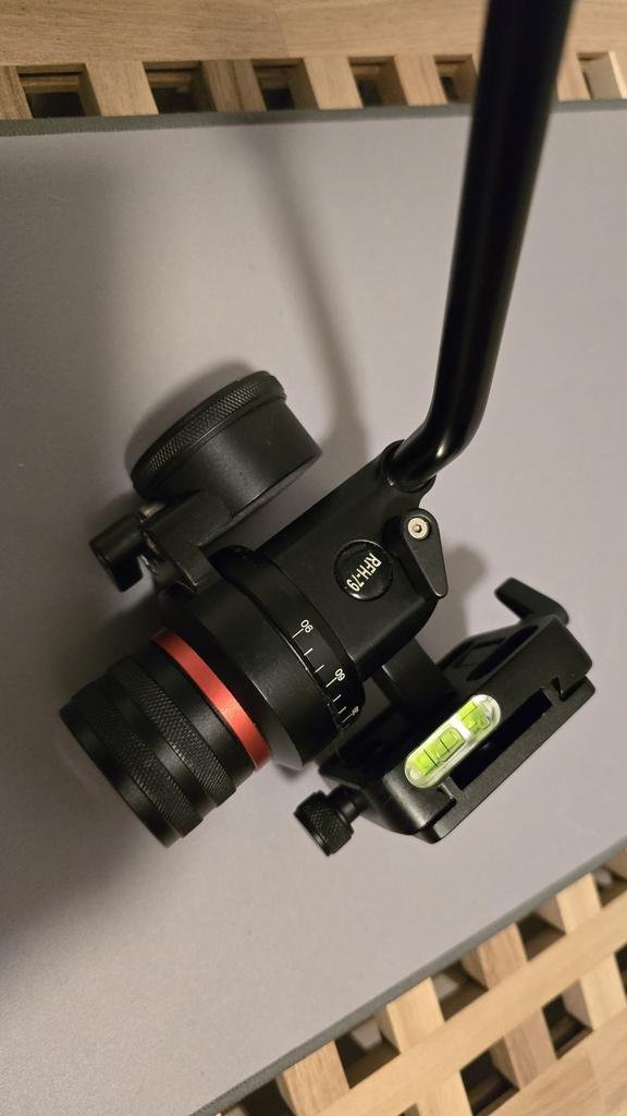 Redged RFH 79, Ophalen of Verzenden, Zo goed als nieuw, Overige Merken, Geen optische zoom