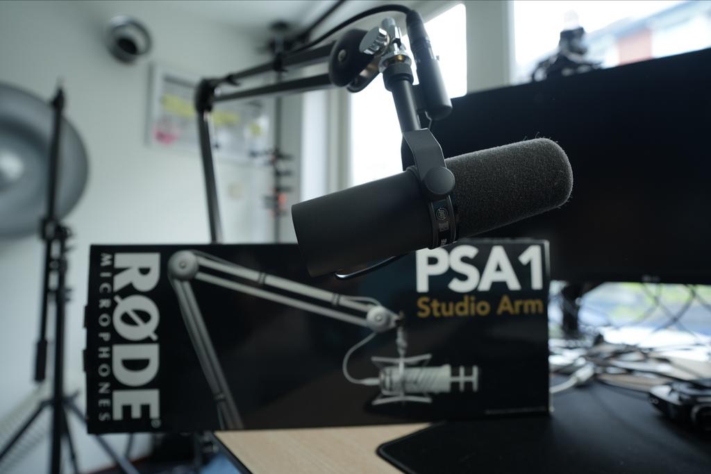 Shure SM7B, Rode PSA1 en Cloudlifter set, Ophalen of Verzenden, Gebruikt, Studiomicrofoon