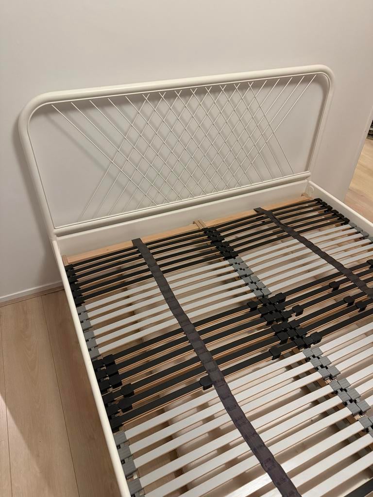 Ikea Nesttun bed 140x200 met matras, Ophalen, Gebruikt, Wit, Tweepersoons