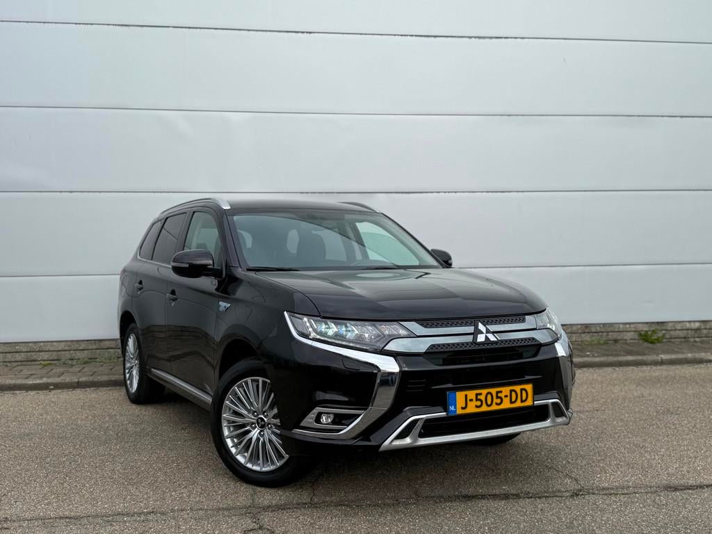 Mitsubishi Outlander 2.4 PHEV Pure+ (bj 2020) FULL-LED|CAM|I, Automaat, 4 cilinders, 1865 kg, LED verlichting