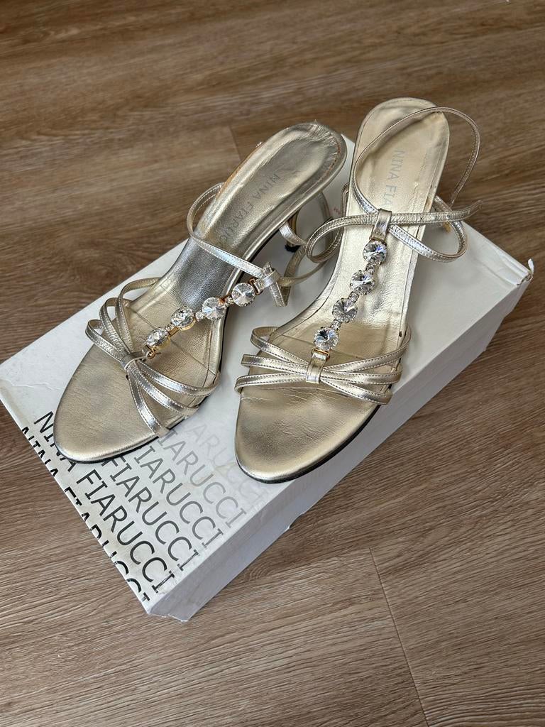 Elegante gouden trouwschoenen met strass - Maat 5 (38), Ophalen, Gedragen, Overige kleuren, Schoenen