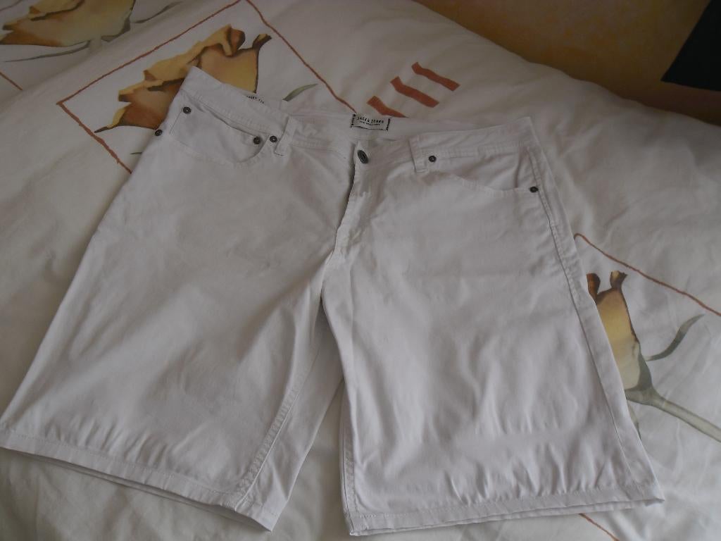 gedragen, maar nog goede J&J heren korte broek. Maat XL, Kleding | Heren, Broeken en Pantalons, Zwart, Maat 56/58 (XL), Ophalen of Verzenden