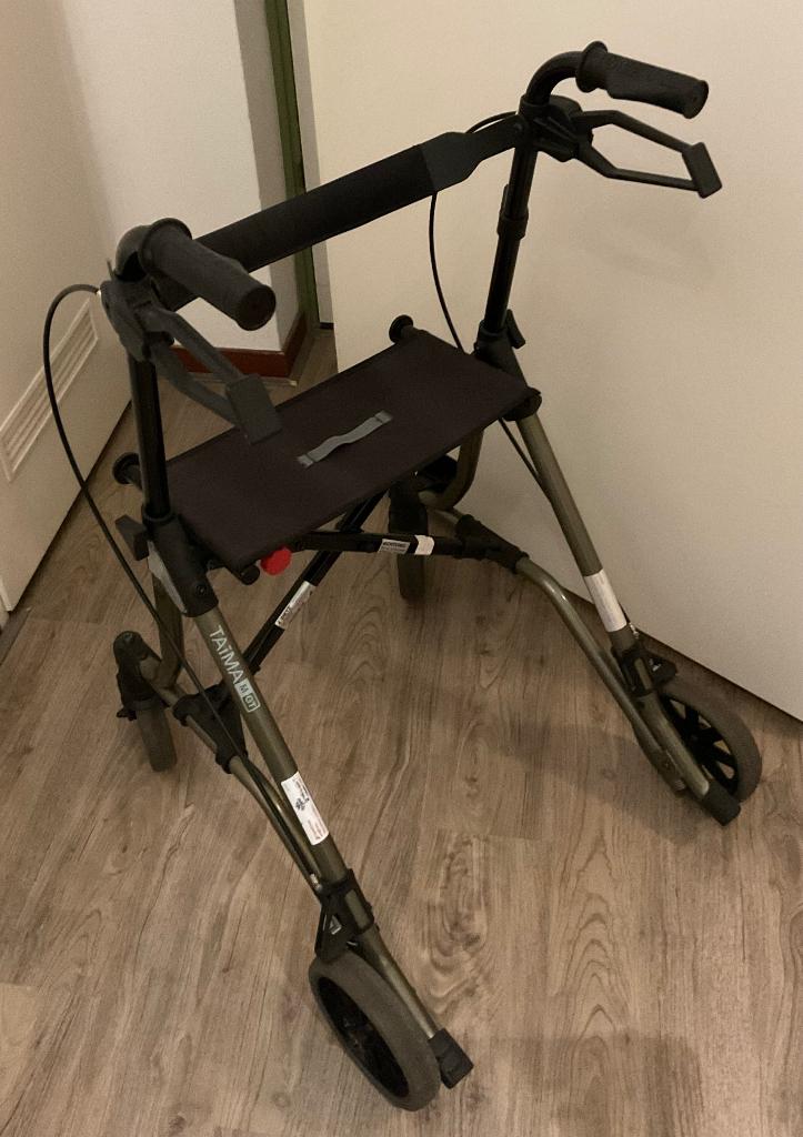 Rollator Taima M/GT lichtgewicht, Ophalen, Opvouwbaar, Zo goed als nieuw