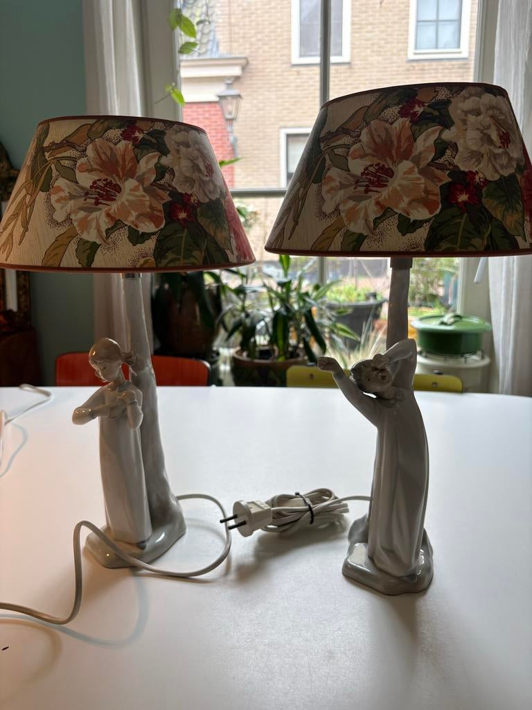 TweeVintage Nao Lladró Porseleinen Lampen: Jongen & Meisje, Ophalen of Verzenden