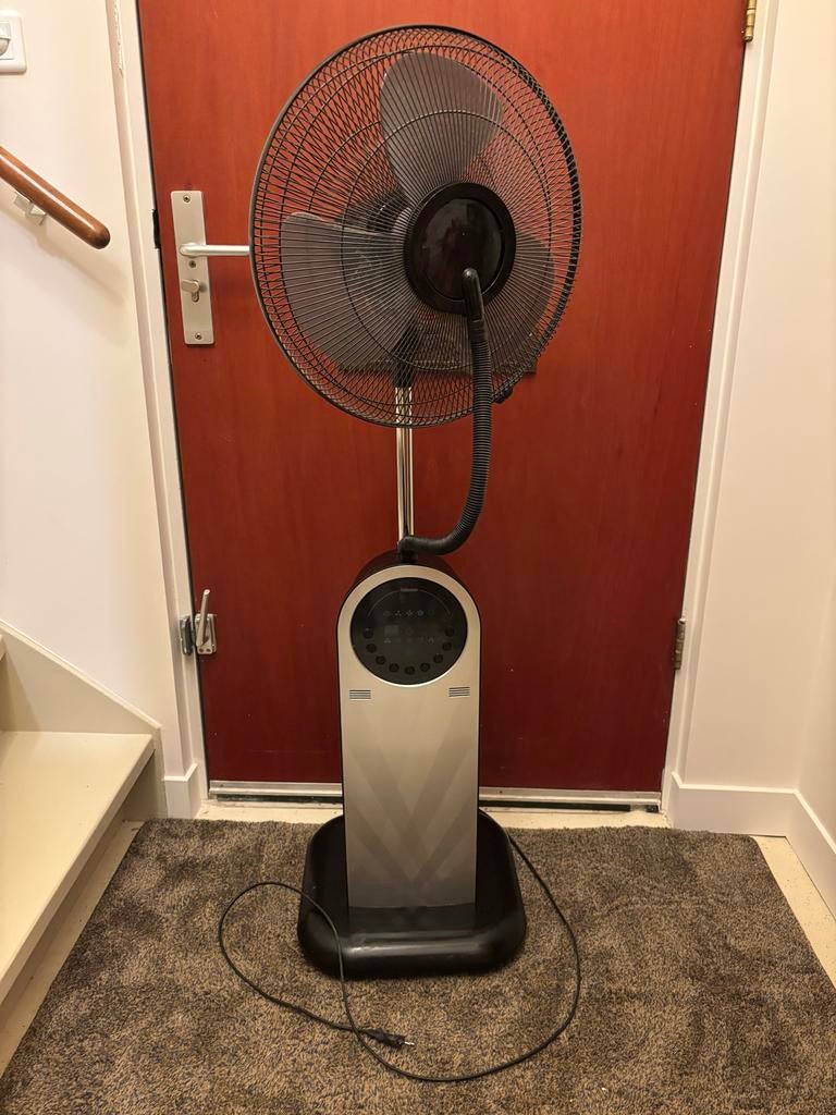 Tristan VE-5887 mist ventilator, Ophalen of Verzenden, Ventilator met afstandsbediening, Zo goed als nieuw, Statiefventilator