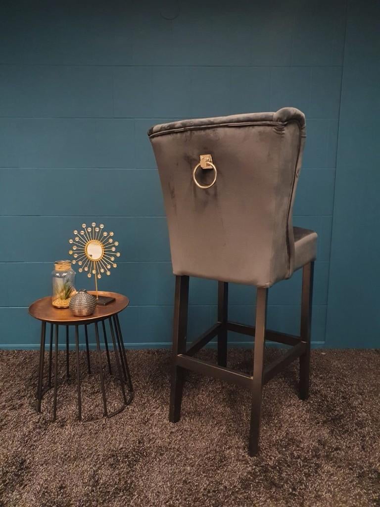 OPRUIMING 1 Landelijke Barstoel Daisy Antraciet €274 NU €125, 1 kruk, Ophalen of Verzenden, Nieuw, 60 tot 90 cm