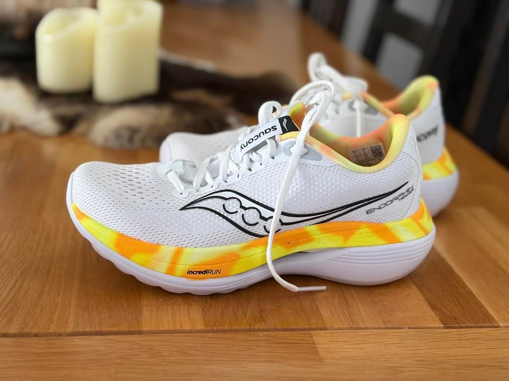 Te Koop, Saucony endorphin  trainer maat 39, Hardloopschoenen, Zo goed als nieuw, Hardlopen, Saucony