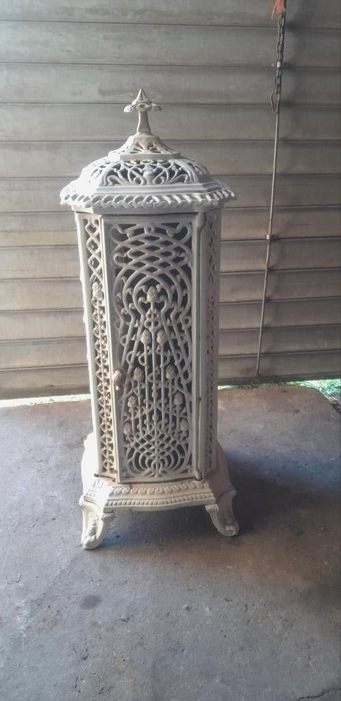 Antieke gietijzeren houtkachel - Brievenbusmodel, Huis en Inrichting, Kachels, Ophalen, Gebruikt, Houtkachel, Vrijstaand