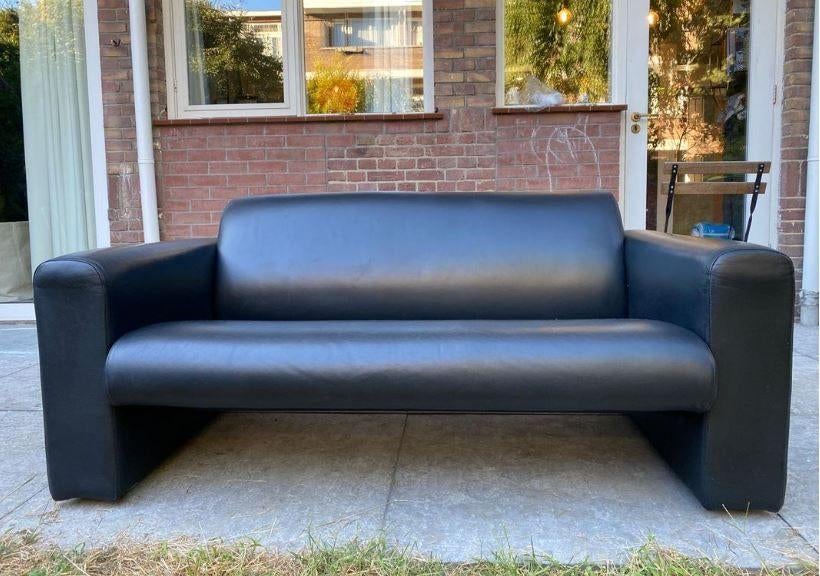 Set van 2 Artifort 691 Design Banken – 2-Zits – Leder, Huis en Inrichting, Banken | Bankstellen, Ophalen, Gebruikt, Minder dan 75 cm