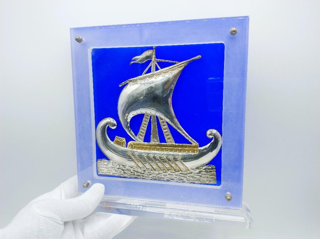 Zilveren vikingschip in display, 925, Antiek en Kunst, Antiek | Goud en Zilver, Verzenden, Zilver