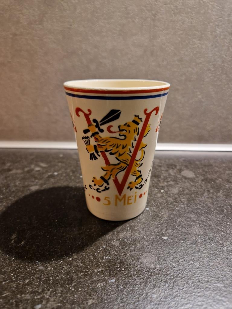 Herinneringsbeker 10 jaar bevrijding van Maestricht, Ophalen of Verzenden