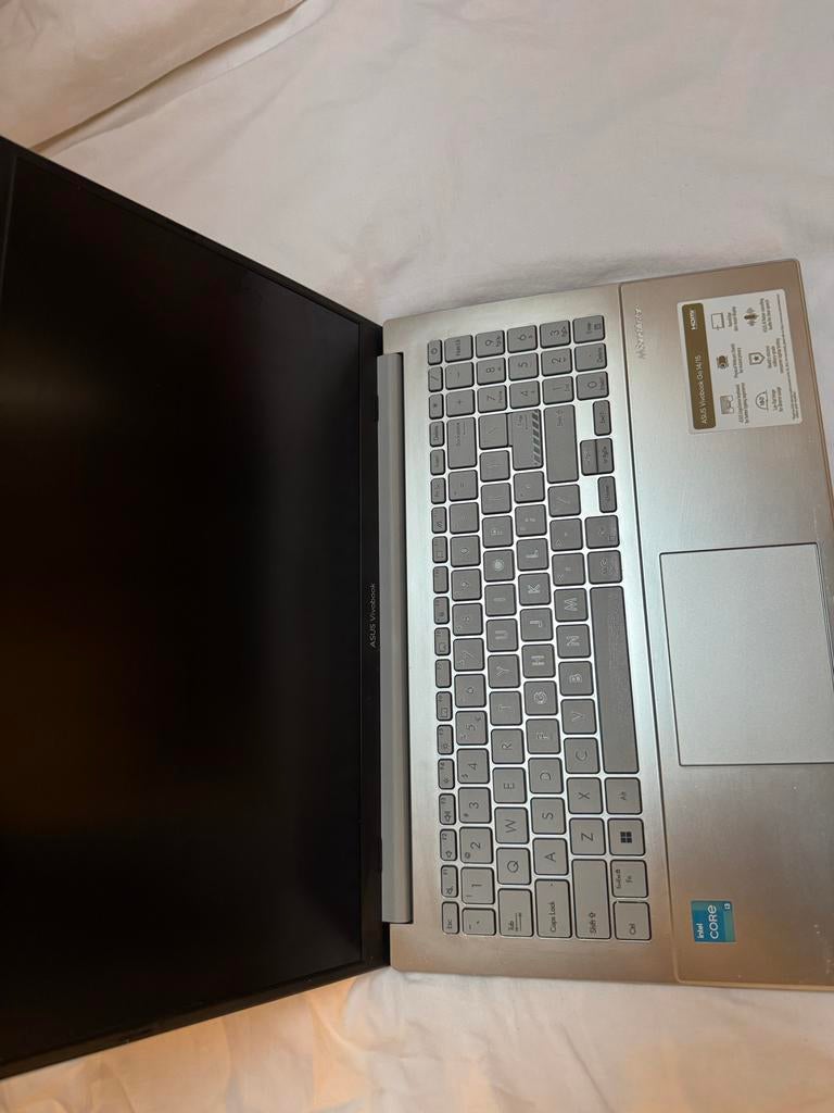 Asus Vivobook Go 14/15 - Perfect voor school, 15.6 inch, Computers en Software, Windows Laptops, Ophalen of Verzenden, Gebruikt