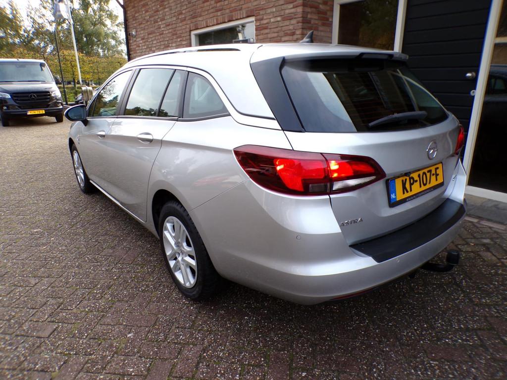 Opel Astra Sports Tourer 1.0 Business+ Airco / Navi, Voorwielaandrijving, Gebruikt, 1178 kg, 620 kg