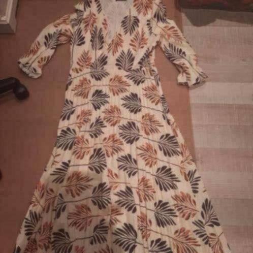 Leuke jurk 38, Verzenden, Zo goed als nieuw, Maat 38/40 (M), Onder de knie