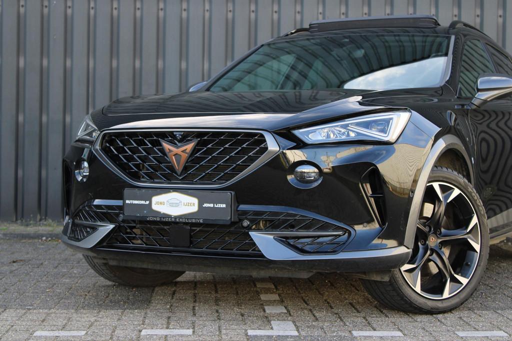 CUPRA Formentor 1.4 e-Hybrid VZ Copper PANO LEER 360 CAM MEM, Gebruikt, 4 cilinders, Formentor, Zwart