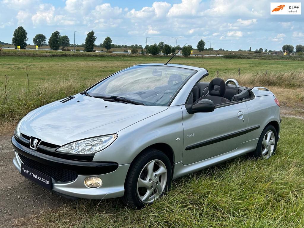 Peugeot 206 CC 1.6-16V, Voorwielaandrijving, Gebruikt, 4 cilinders, Cabriolet