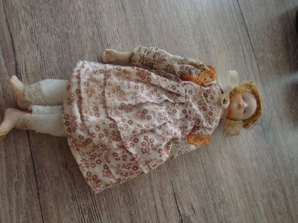 oude poppetje zoldervondst, Ophalen of Verzenden