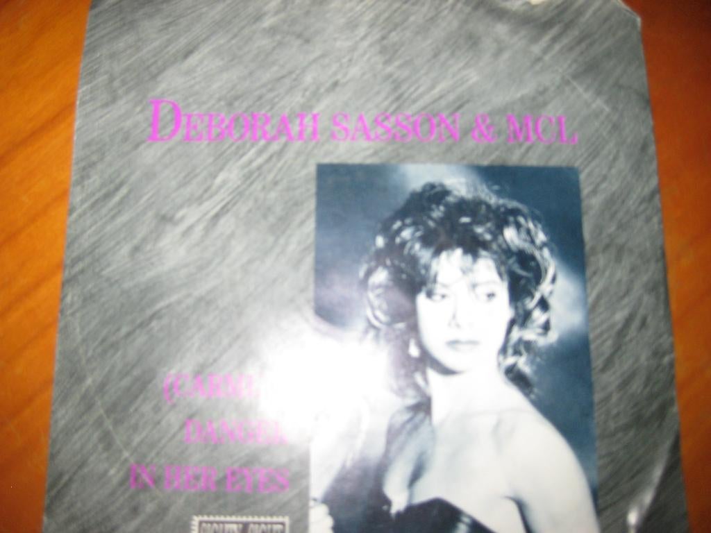 Deborah Sasson + MCL: (Carmen) Danger in the eyes, Ophalen of Verzenden, Zo goed als nieuw, Pop, Single