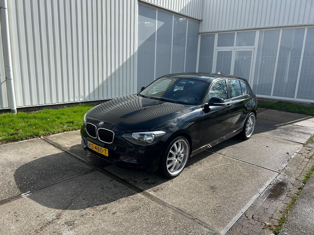 Bmw 116i, 1-Serie, Zwart, Zwart, Handgeschakeld