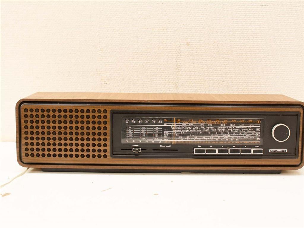 Grundig radio 37396