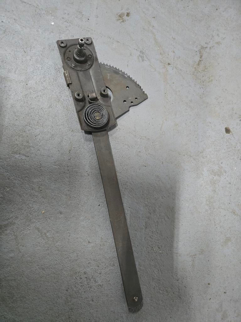 Vw kever raam mechanisme ovaal, Ophalen, Vw, Vw@mp.nl, 2651NE