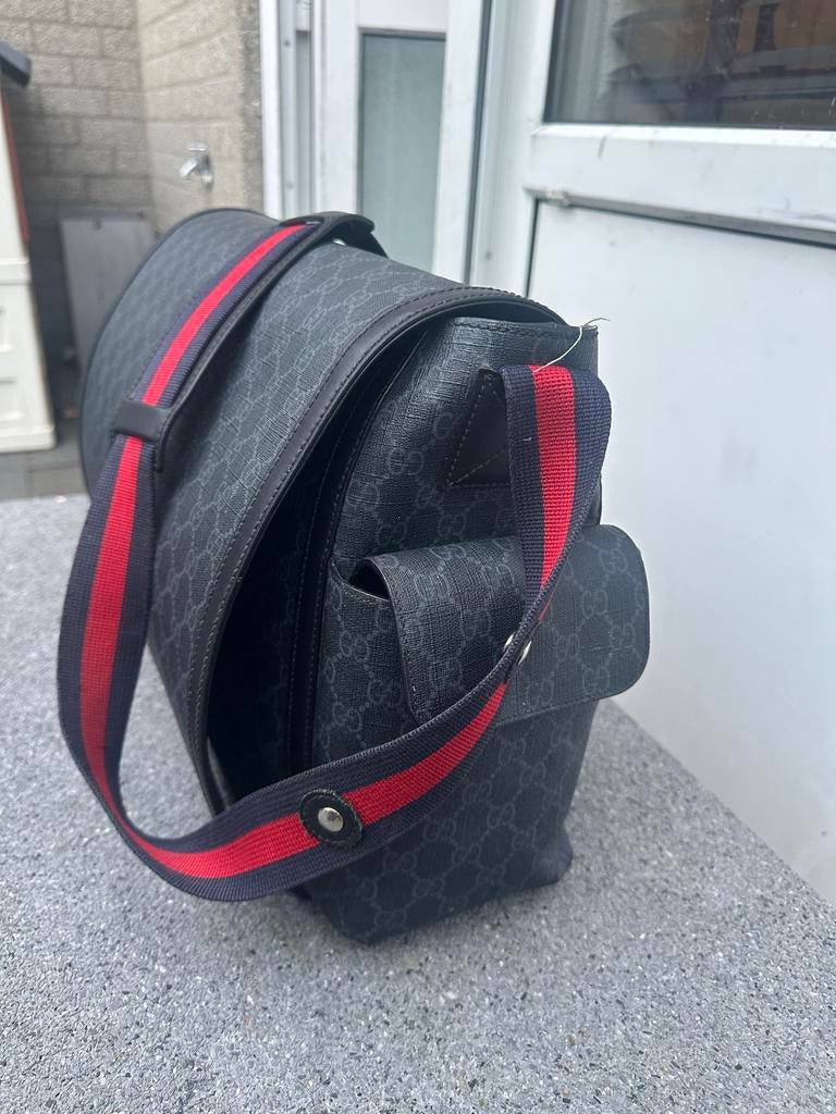 Gucci Luiertas met Verschoonmat - Uitstekende Staat, Ophalen of Verzenden, Zo goed als nieuw, Schoudertas