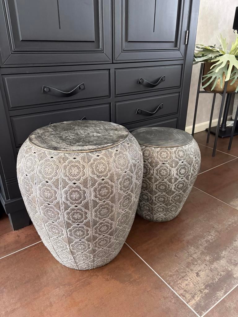 Bijzettafels, Minder dan 55 cm, Metaal of Aluminium, Rond, Zo goed als nieuw