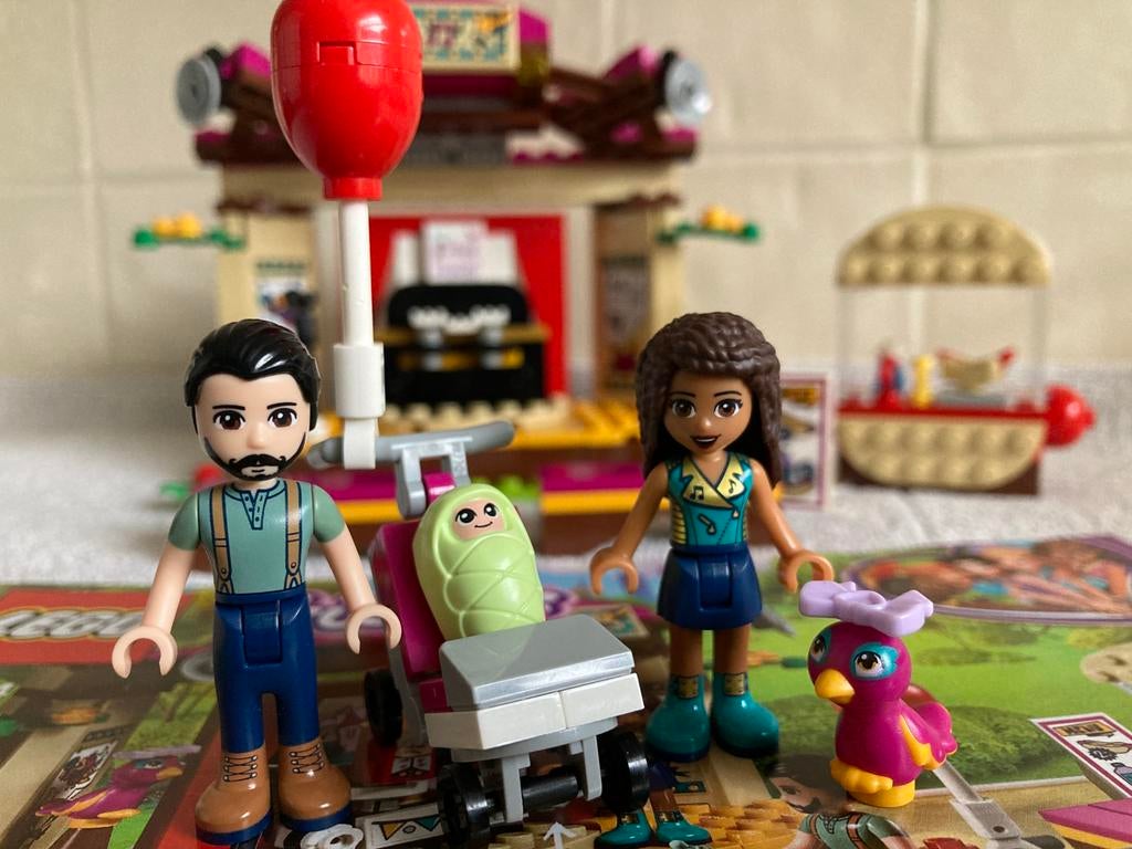 ALS NIEUW Lego Friends 41334 Andrea’s Park Performance, Ophalen of Verzenden, Zo goed als nieuw, Complete set, Lego