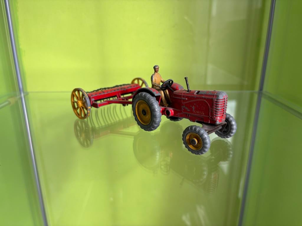 Dinky Toys Massey Harris Tractor, Overige merken, Gebruikt, 1:32 tot 1:50, Overige typen