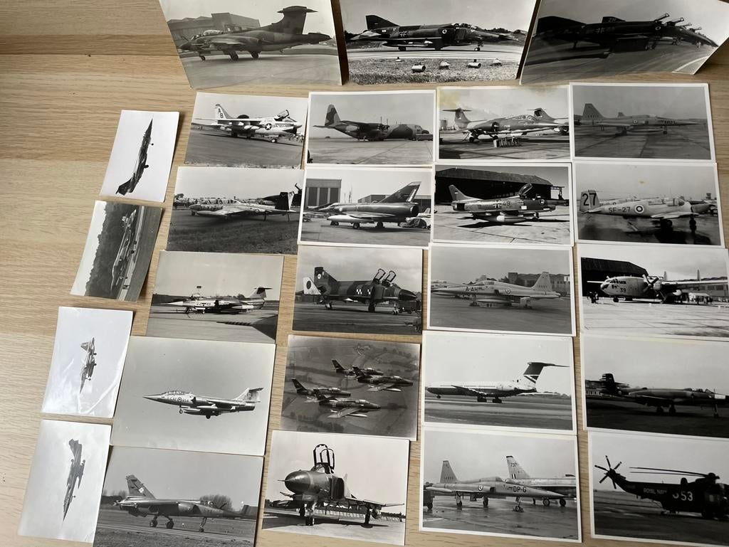 Vliegtuige zwart wit foto’s, vliegtuigspotten. Versturen kan, Ophalen, Zo goed als nieuw, Kaart, Foto of Prent