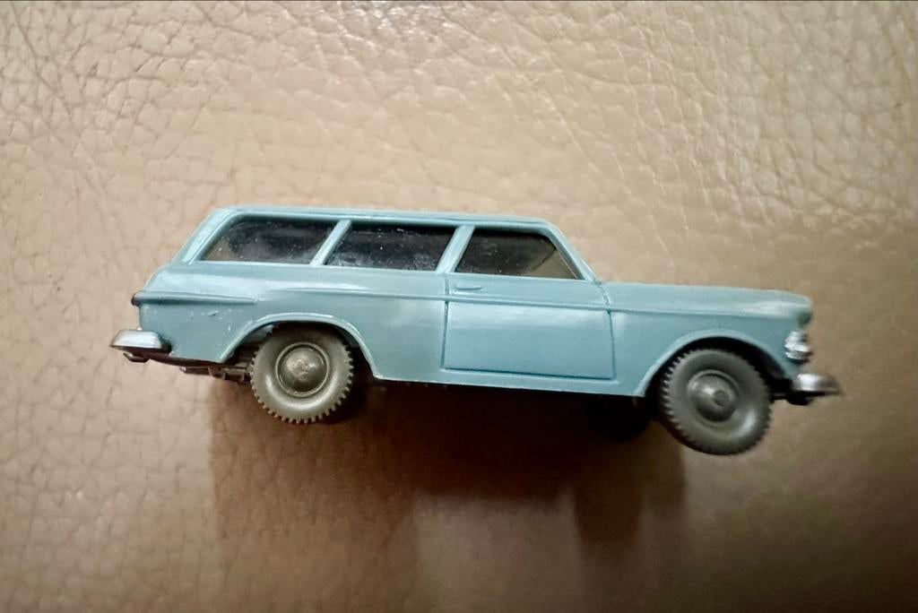 Wiking Opel Rekord P2 Caravan 1:87 - vintage, Ophalen of Verzenden, Zo goed als nieuw, Auto, Wiking